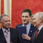 Putin meets with Trump envoys in Moscow in new push to end Ukraine war