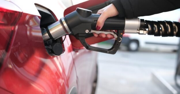 No relief in sight for U.S. drivers as gas and diesel prices surge