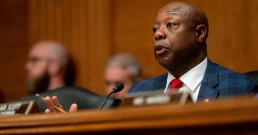Key GOP senator privately says party is in “fight for our lives” in midterms, but sees path to holding onto Senate
