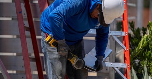 New bill would lower Social Security retirement age for some workers