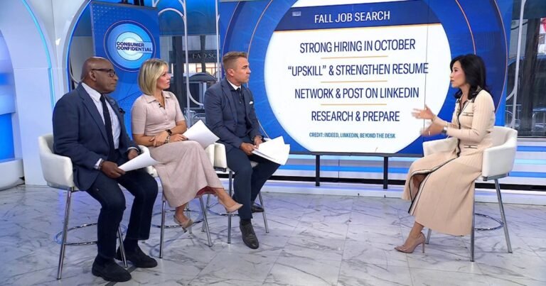 Fall Job Search Strategies to Add Some Extra Cash to Your Wallet