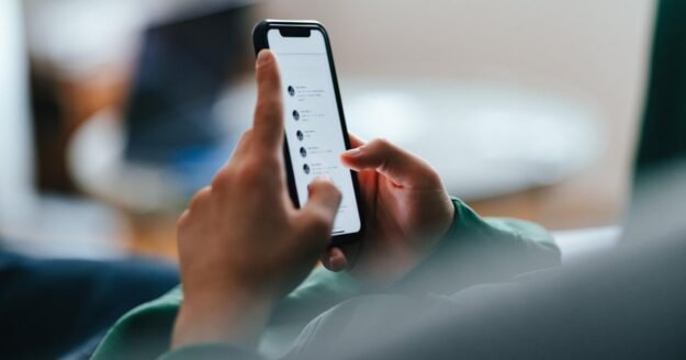 Australia’s under-16 social media ban faces compliance challenges
