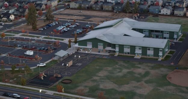 Oregon school shooter identified, used shotgun bought by mother, sources say