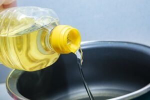 I asked waste experts how to dispose of cooking oil — they all had the same answer