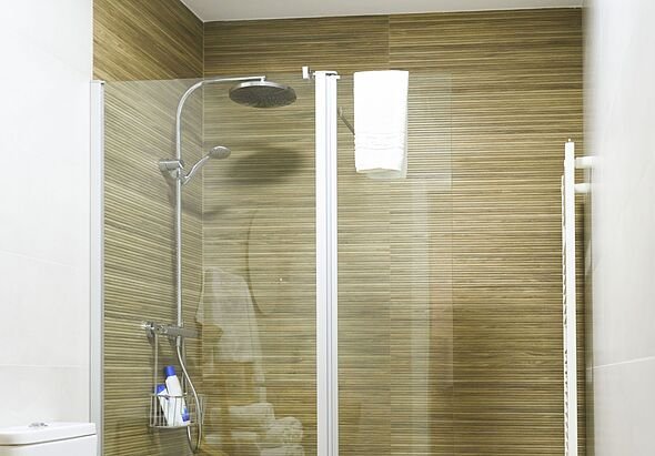 Shower screens are streak-free 'for weeks' with 5p Aldi item