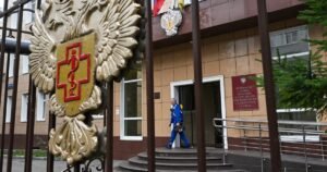 Russia says no plague found in contacts of Siberian lab worker who died