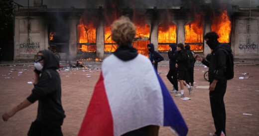 How far-right leader Marine Le Pen is using protests against Emmanuel Macron