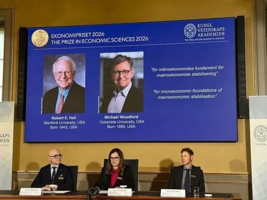 2 Americans Win Nobel Prize in Economics