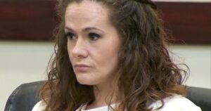 Christa Pike suffering from pneumonia, unable to move arms after botched execution, lawyers say