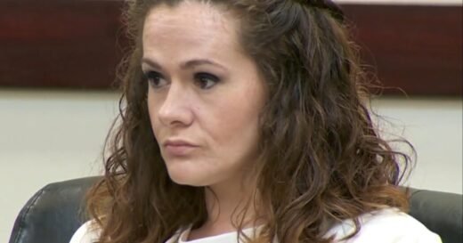 Christa Pike suffering from pneumonia, unable to move arms after botched execution, lawyers say