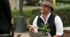 Poet turns conversations with strangers into memorable keepsakes