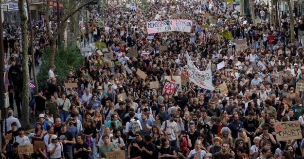 Watch: Historic student protests sweeping across France