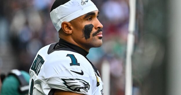 What to know about Jalen Hurts’ condition after blood clots found in Eagles star’s lungs, leg