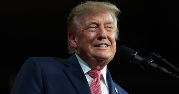How concerned should Trump be over economic woes?