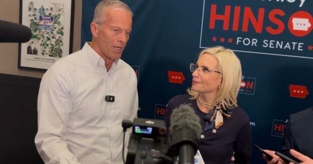 Thune campaigns with Ashley Hinson as Senate Republicans view Iowa as a majority-maker