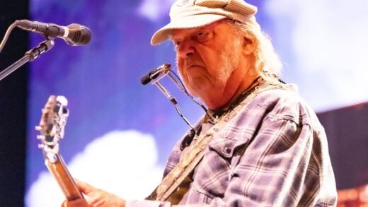 Pearl Jam, Van Halen, Neil Young Versions