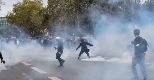 Watch: Chaos erupts in France as student protesters clash with police