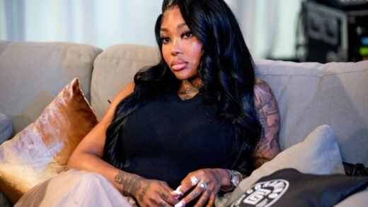 Interscope Claims Summer Walker Owes $50 Million If She Exits Contract