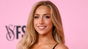 Tate McRae’s ‘Housewife’ Wins Hot 100 Race